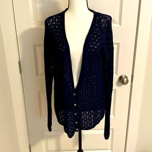 Lucky Brand| Navy loose knit long sleeve cardigan. Longer in front.